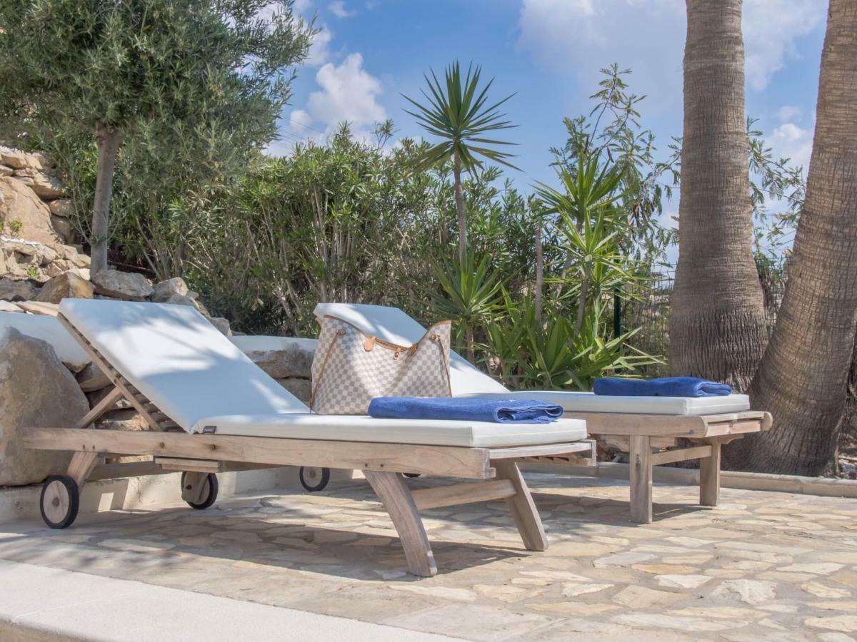 Frontline Villa, Five Star Deluxe El Campello Exterior photo