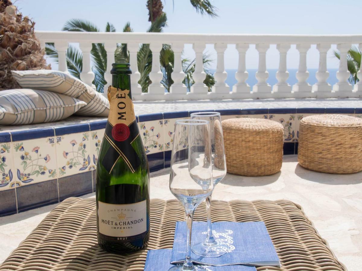 Frontline Villa, Five Star Deluxe El Campello Exterior photo